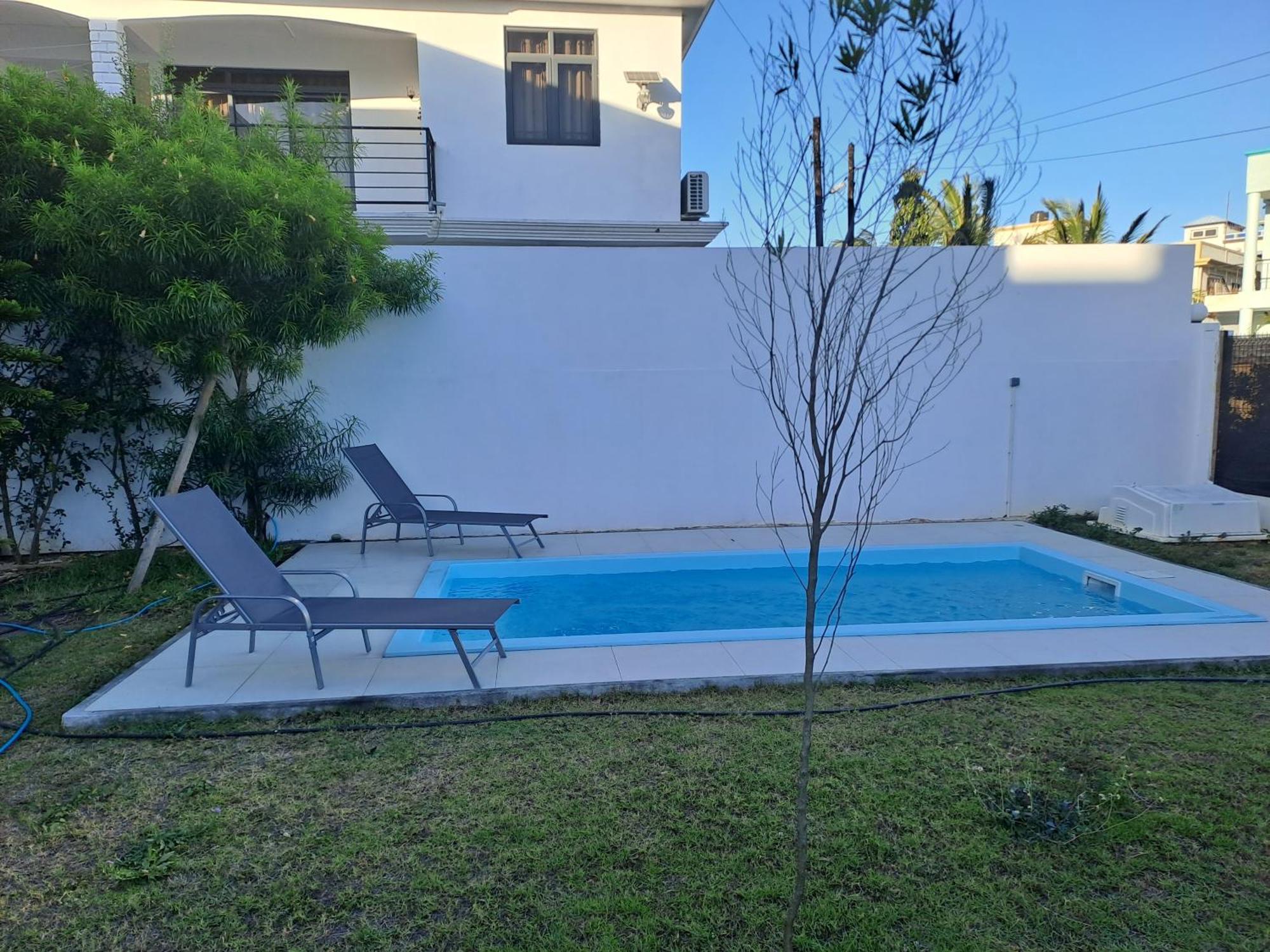 Maison Mont Choisy - One Or Two Bedrooms Apartment Тру о Биш Екстериор снимка